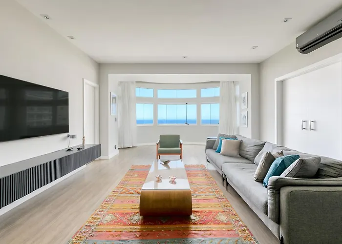 Spectacular 4Br,180Sqm,Oceanview In Copacabana
