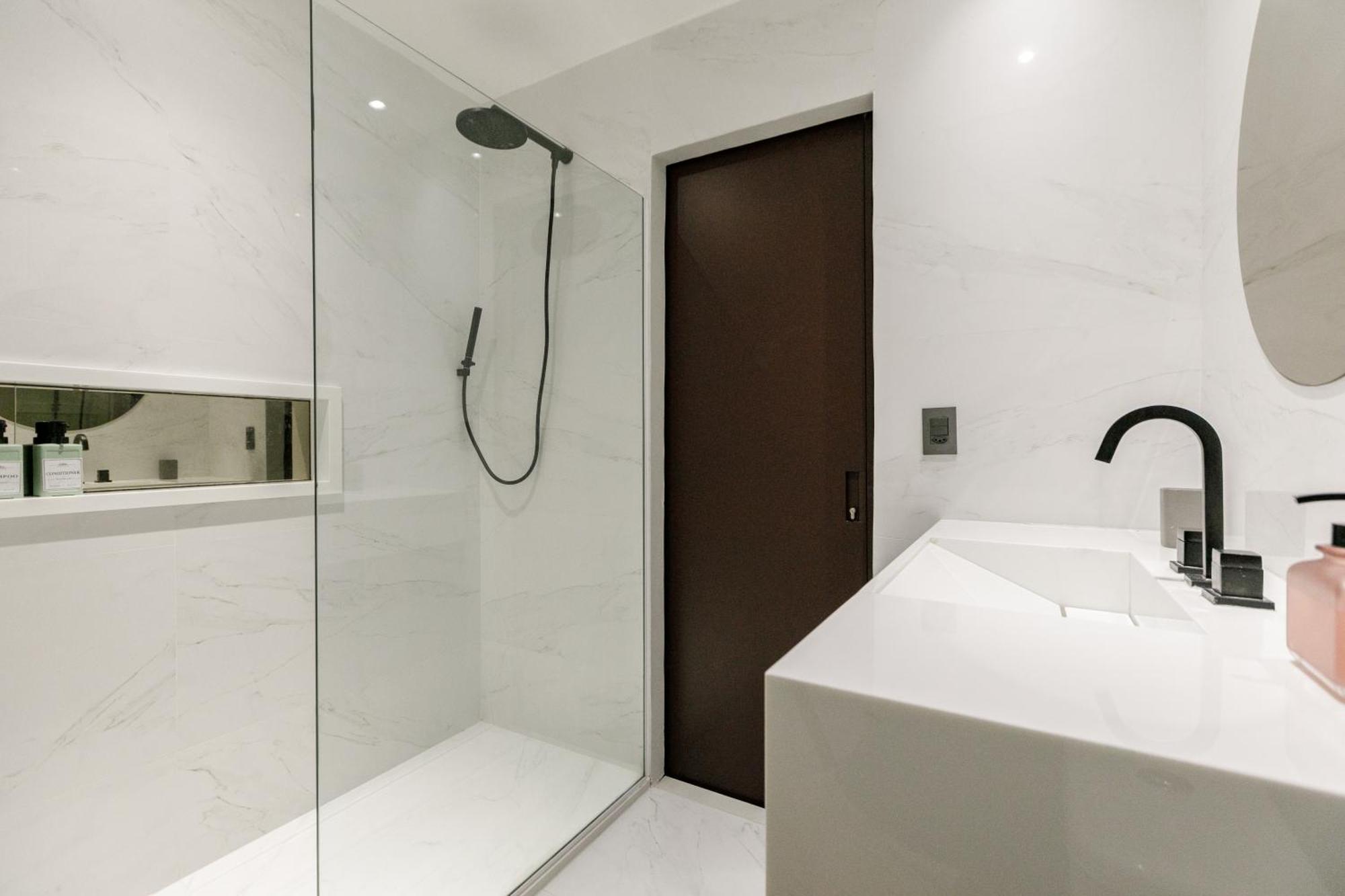 Spectacular 4br,180sqm,oceanview In Copacabana *