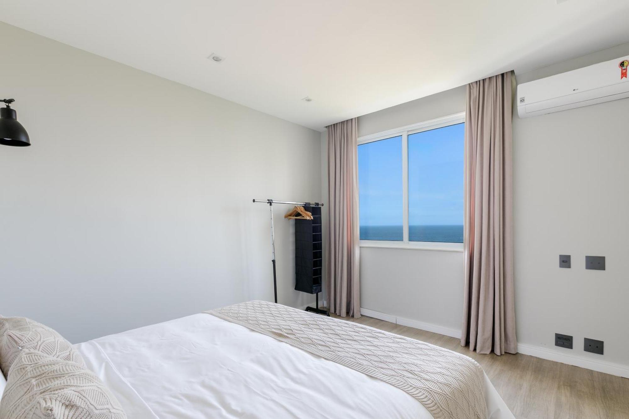Apartamento Spectacular 4br,180sqm,oceanview In Copacabana *