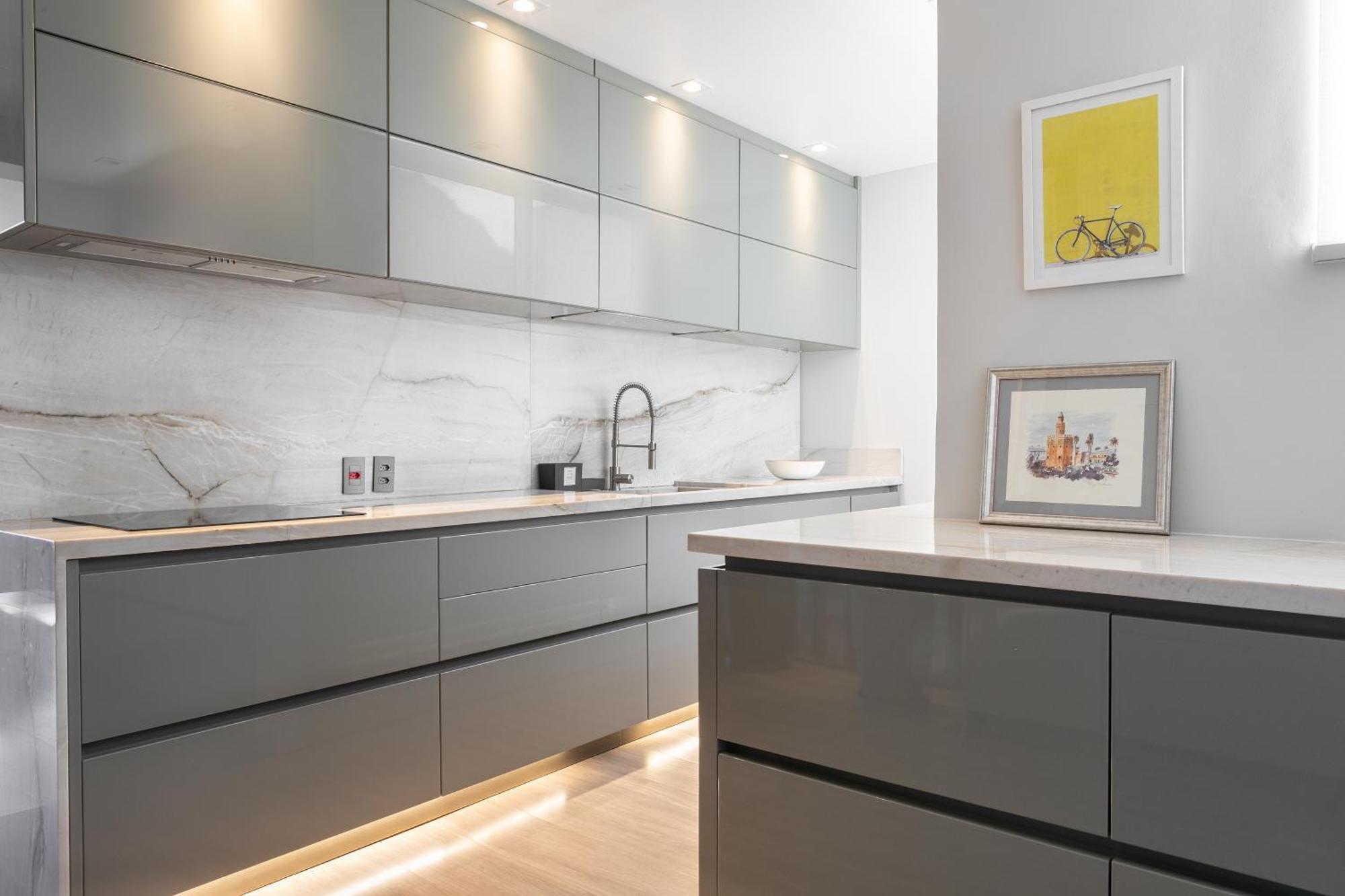 Spectacular 4br,180sqm,oceanview In Copacabana * Rio de Janeiro