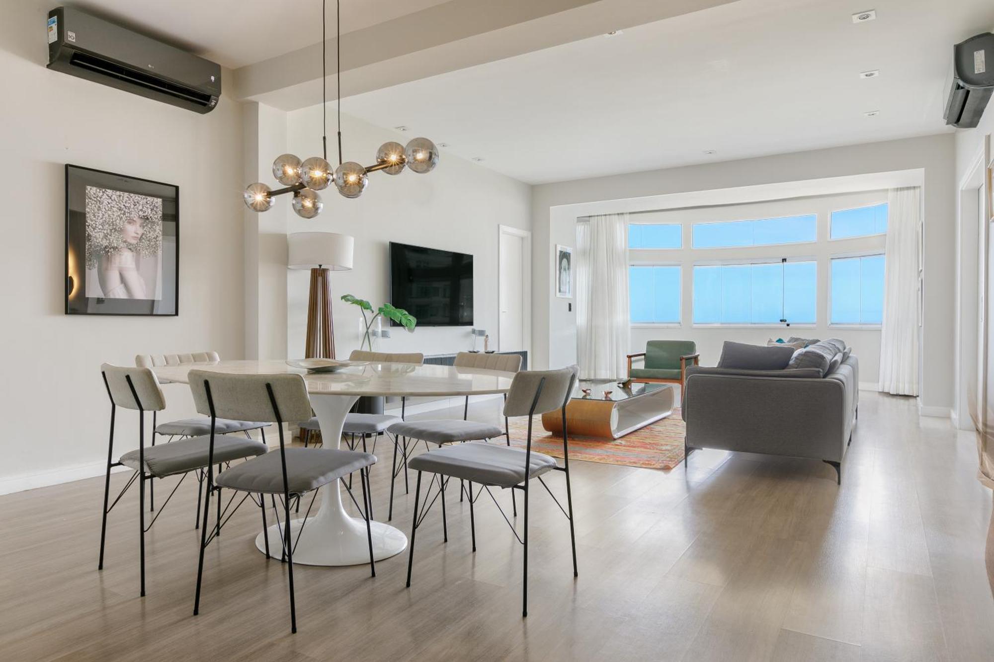 Spectacular 4br,180sqm,oceanview In Copacabana * Rio de Janeiro